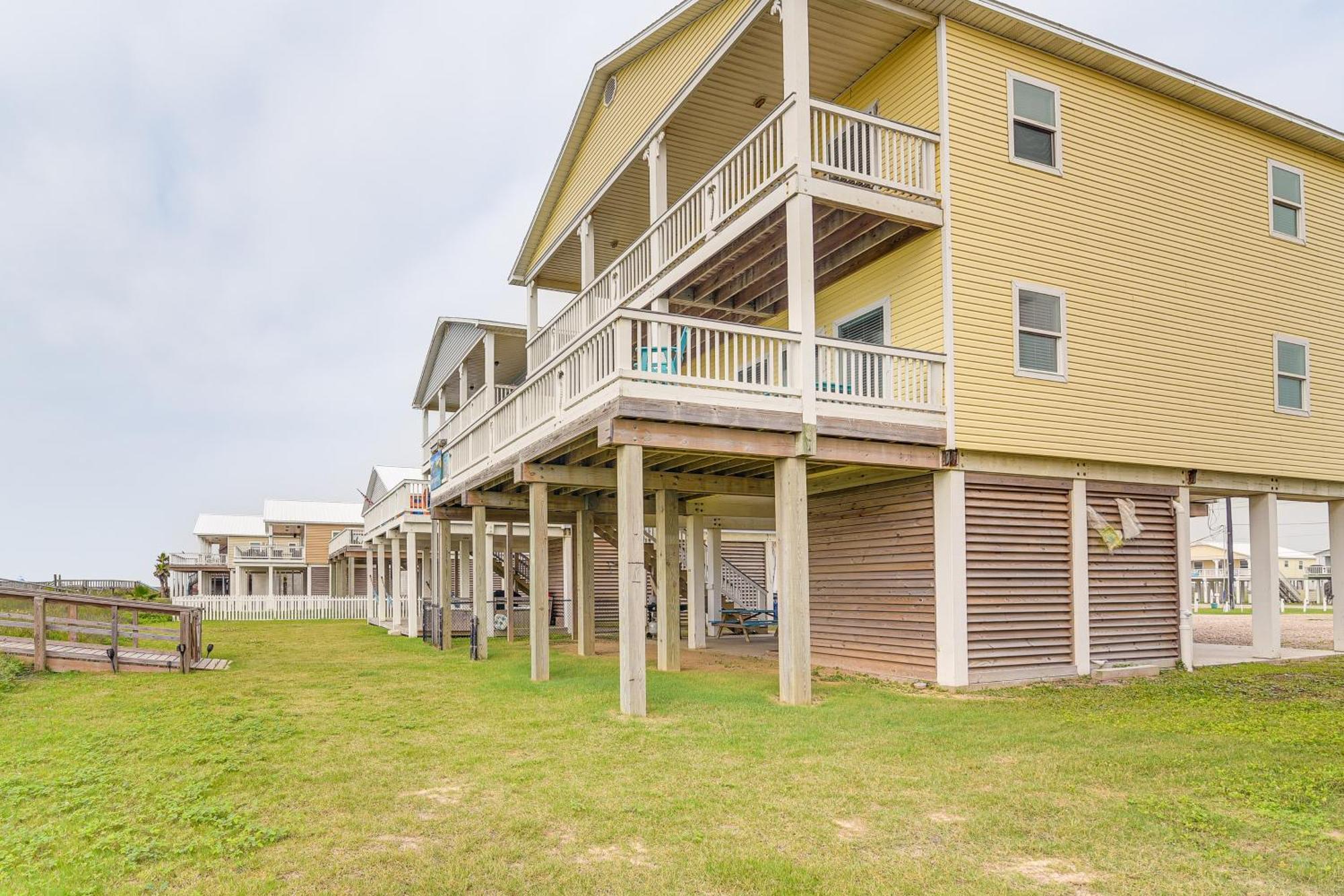 Beachfront Texas Retreat - 2 Decks, Patio And Views! Серфсайд-Бич Экстерьер фото